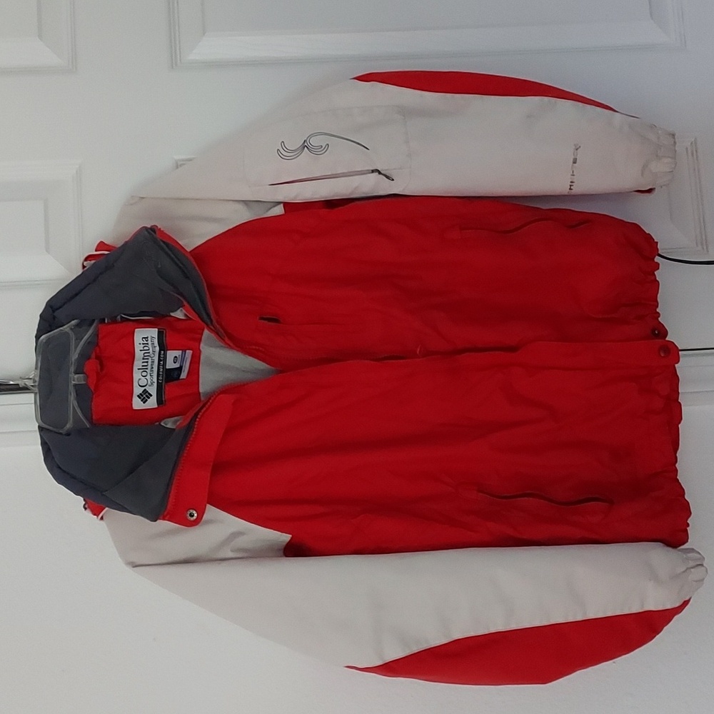 Red/White Columbia all weather jacket with zip off hood XS